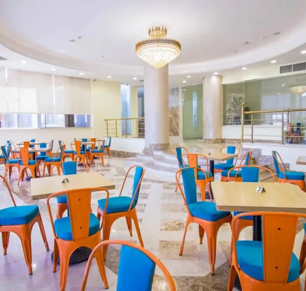 Dining2