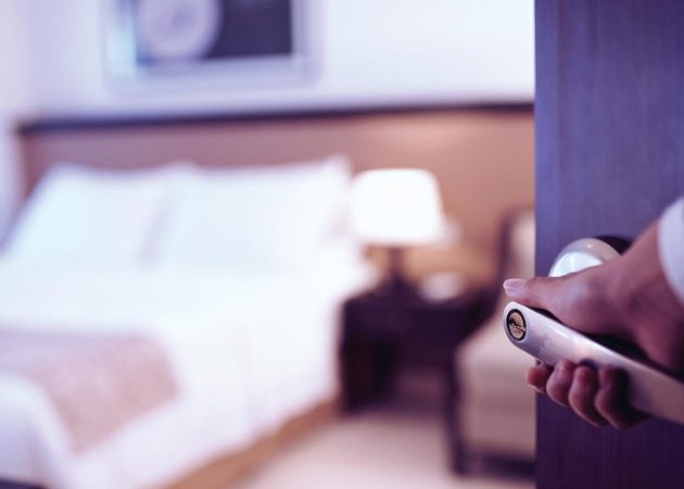 room_service-1366x768