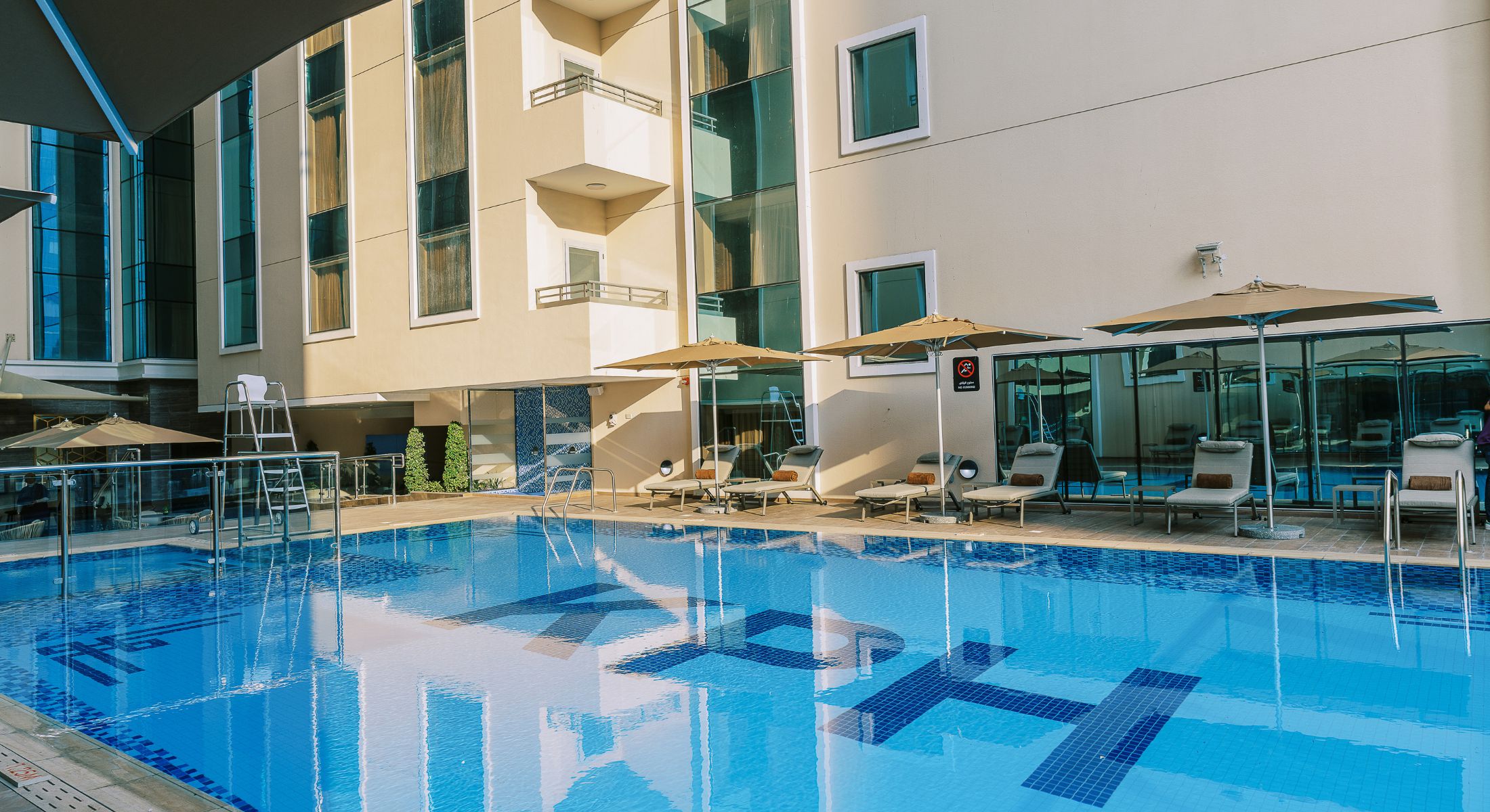 Gloria Hotels slide_4